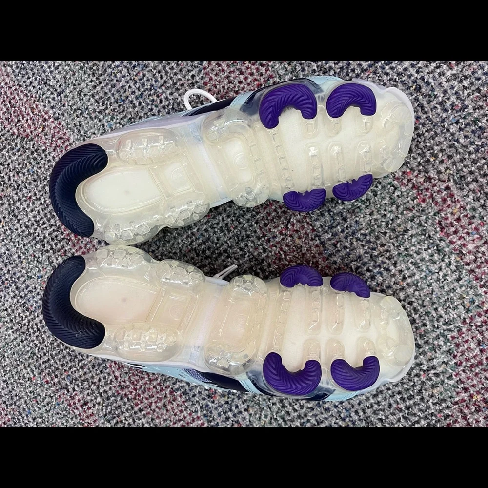 Nike - Picture 7 of 7